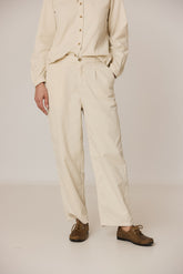 CORDUROY CARROT PANTS