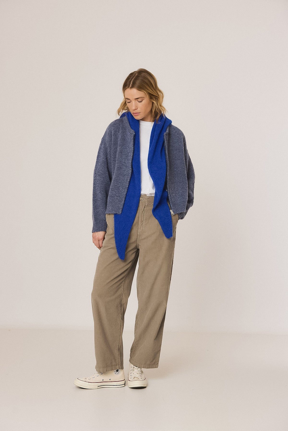 CORDUROY CARROT PANTS