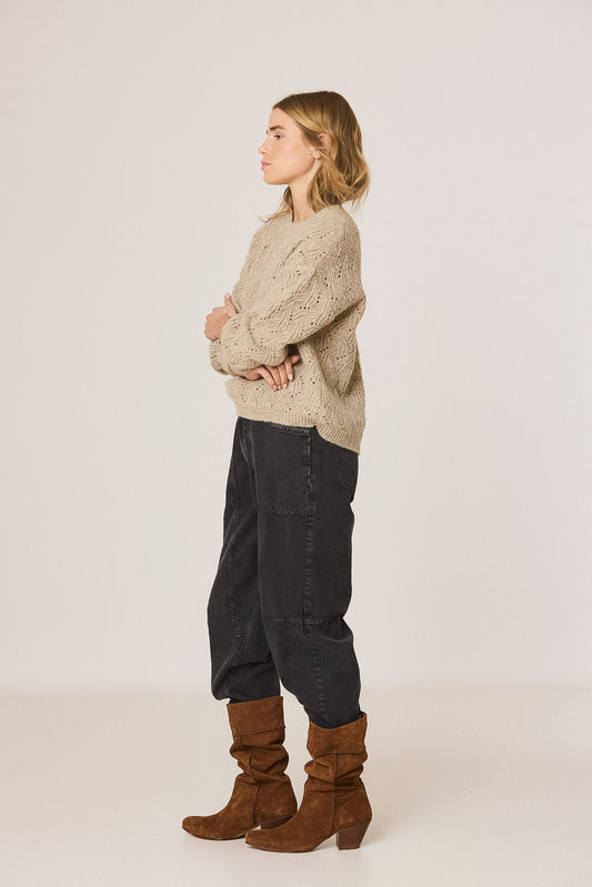 DECORATIVE SWEATER WITH ALPACA 2
