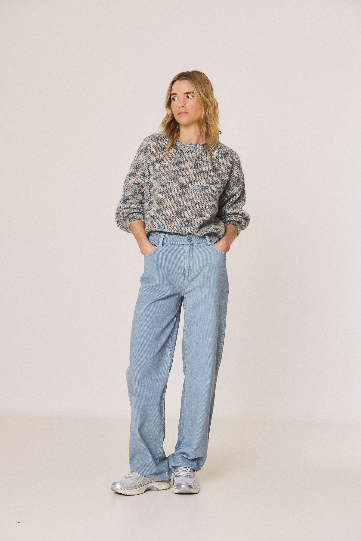 DECORATIVE MELANGE SWEATER