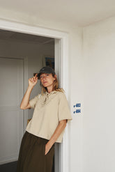 SHORT-SLEEVE HOODED SWEATSHIRT