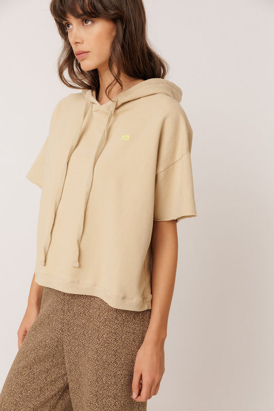 SHORT-SLEEVE HOODED SWEATSHIRT 4