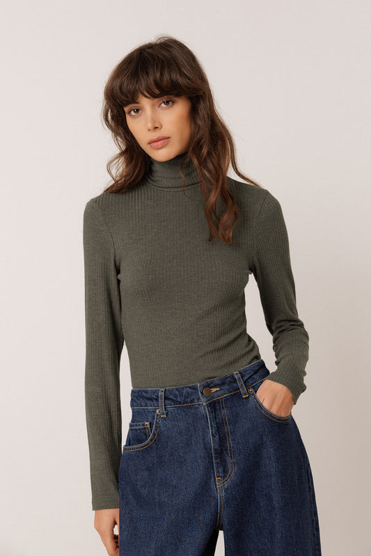FITTED RIBBED T-SHIRT 1