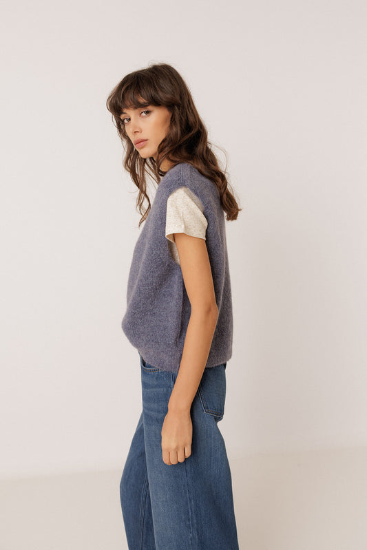 BOXY VEST WITH MOHAIR 3