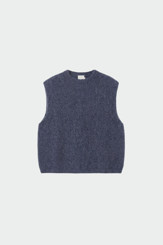 BOXY VEST WITH MOHAIR 5