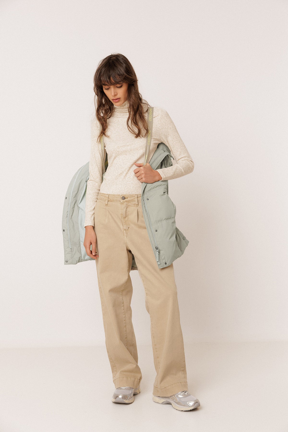MULTIFUNCTION DOWN JACKET
