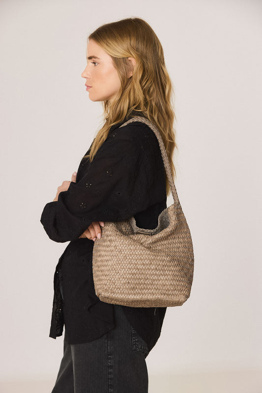 MEDIUM BRAIDED BAG 3