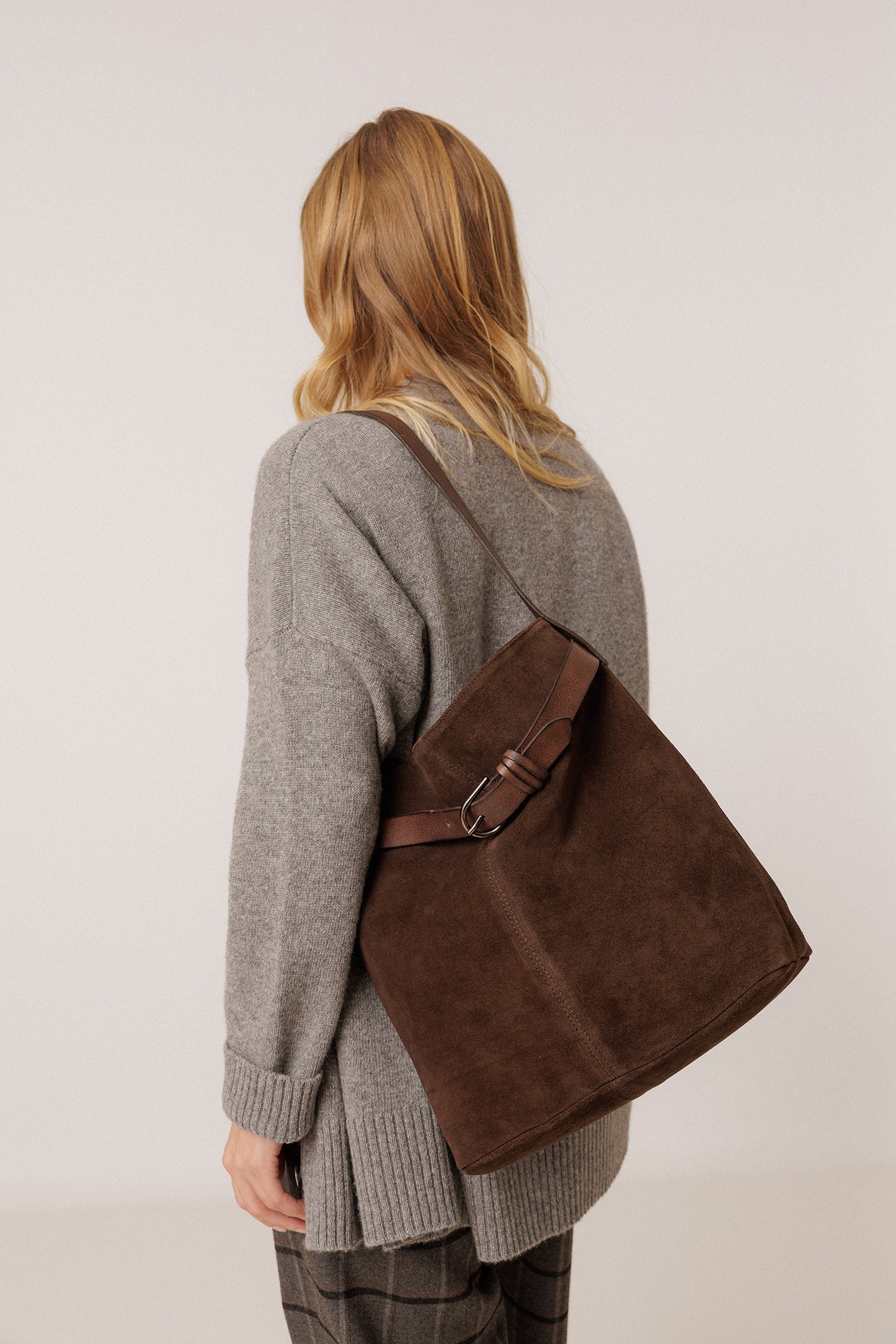 MEDIUM SPLIT-SUEDE BAG