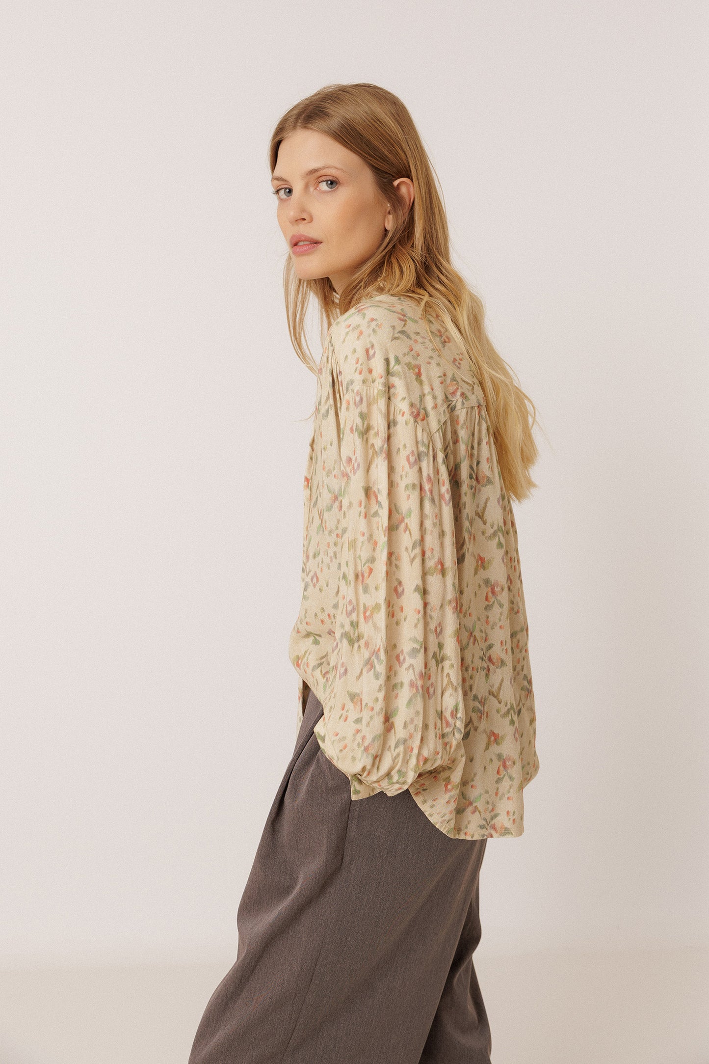 OVERSIZE COTTON SHIRT