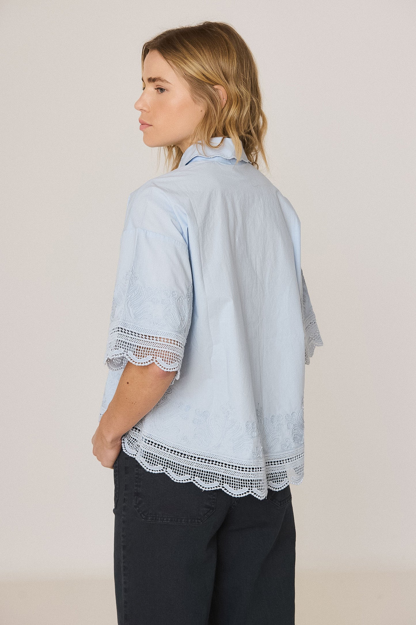 EMBROIDERED POPLIN SHIRT