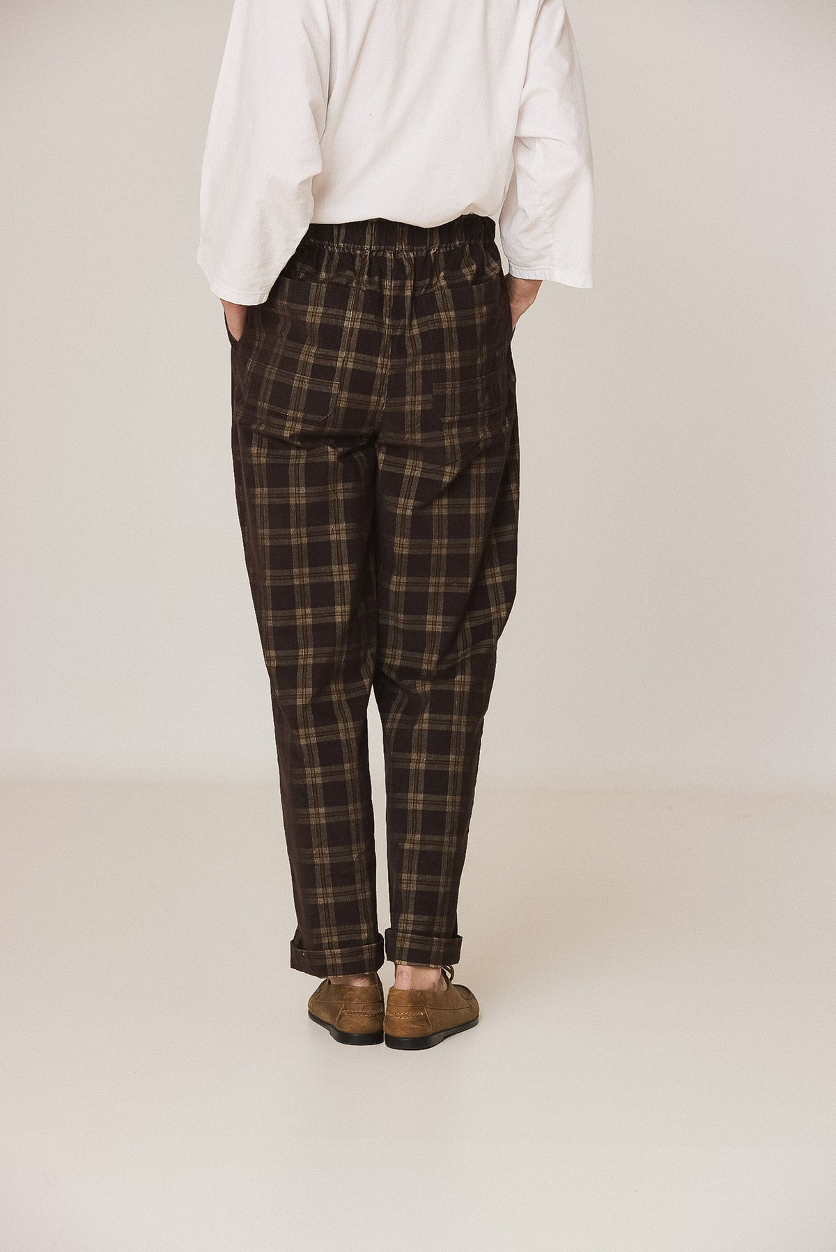 ELASTIC MICRO-CORDUROY CHECKERED PANTS