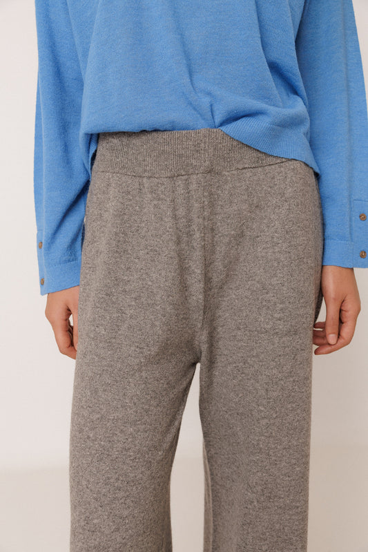 CROP PANTS WITH CASHMERE 4