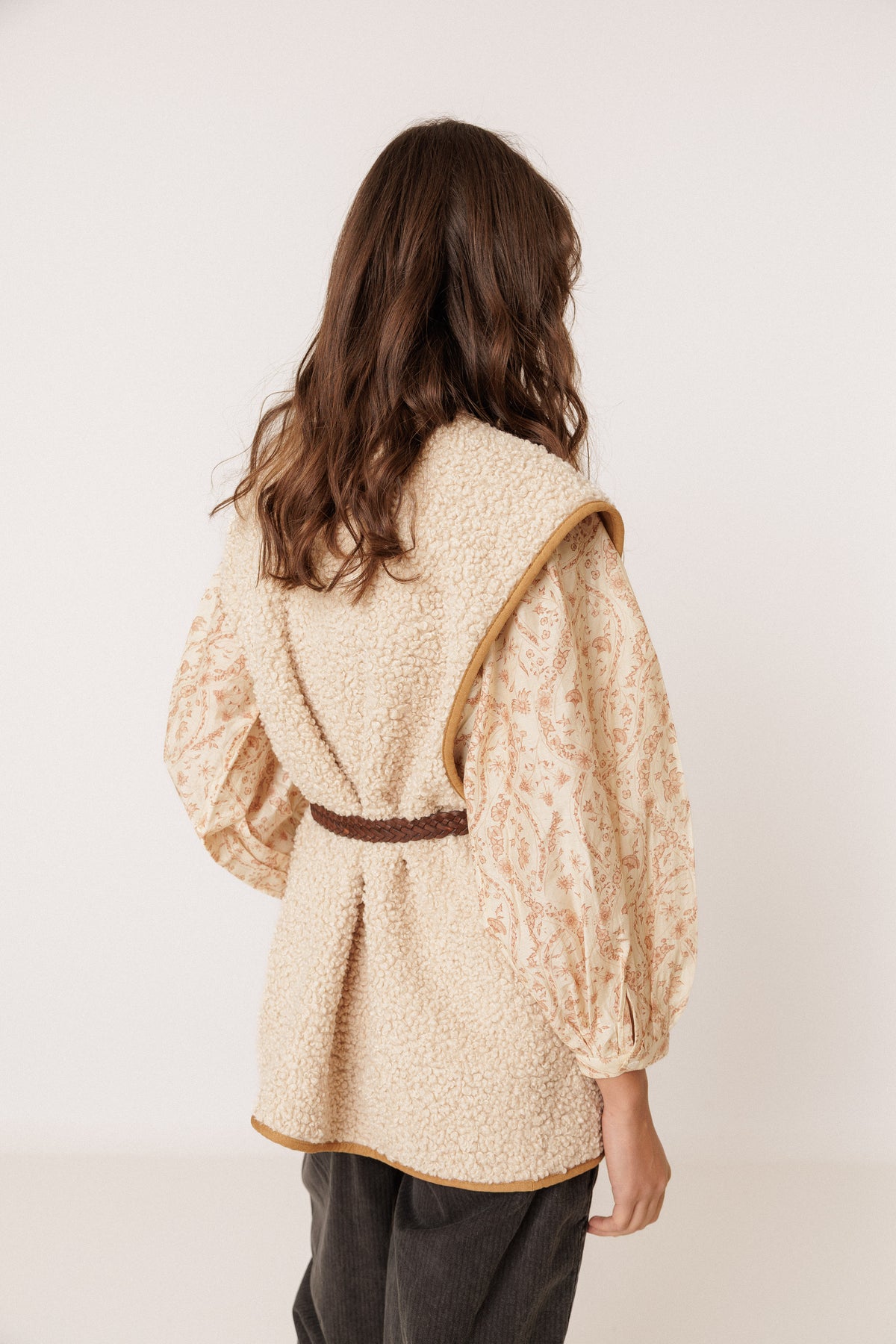 OVERSIZE SHEEPSKIN VEST