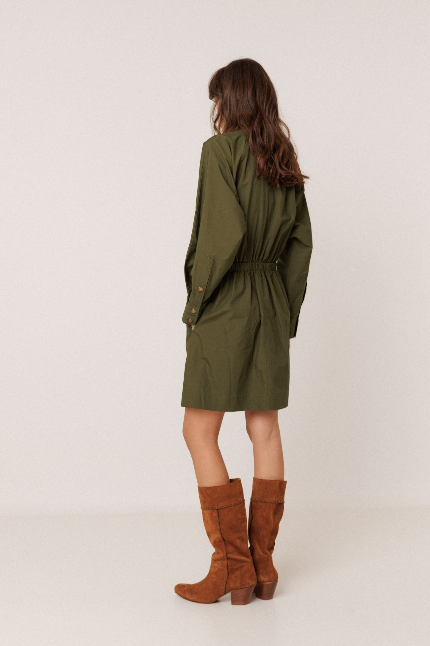 HIGH-NECK POPLIN DRESS