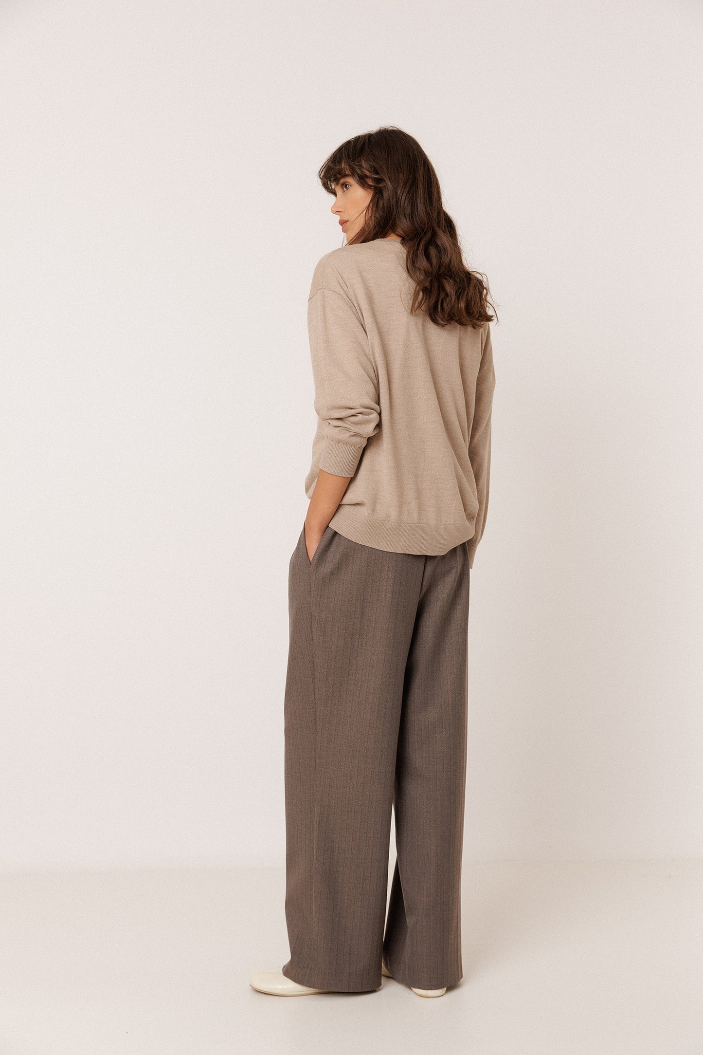 BASIC 100% MERINO SWEATER