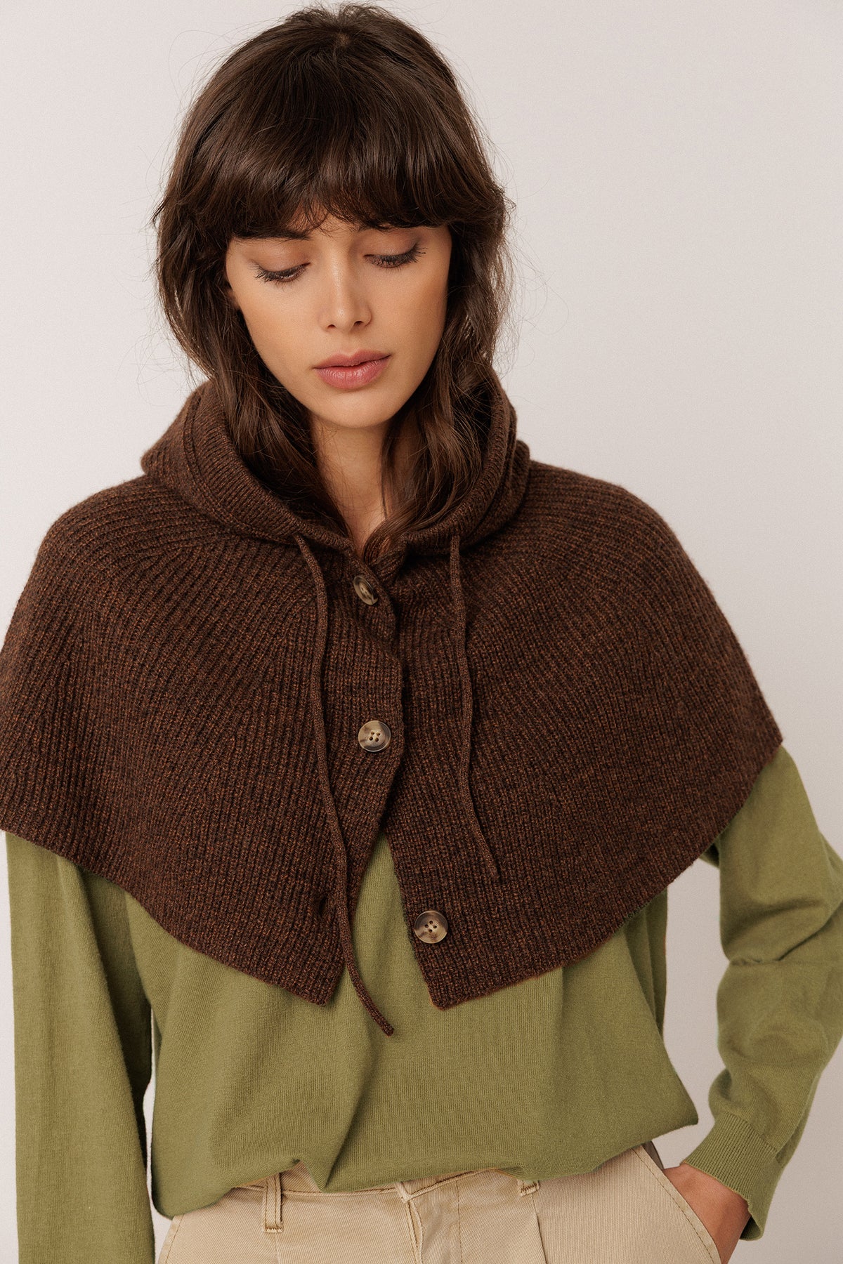 RIBBED KNITTED HOOD