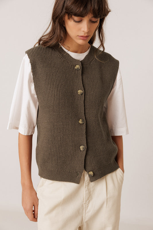 RIB-KNIT VEST WITH MERINO 4