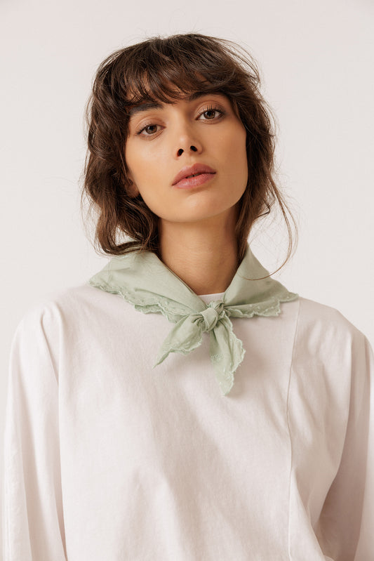 EMBROIDERED VOILE HANDKERCHIEF 2