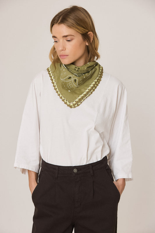 BANDANA WITH CROCHET TRIM 2