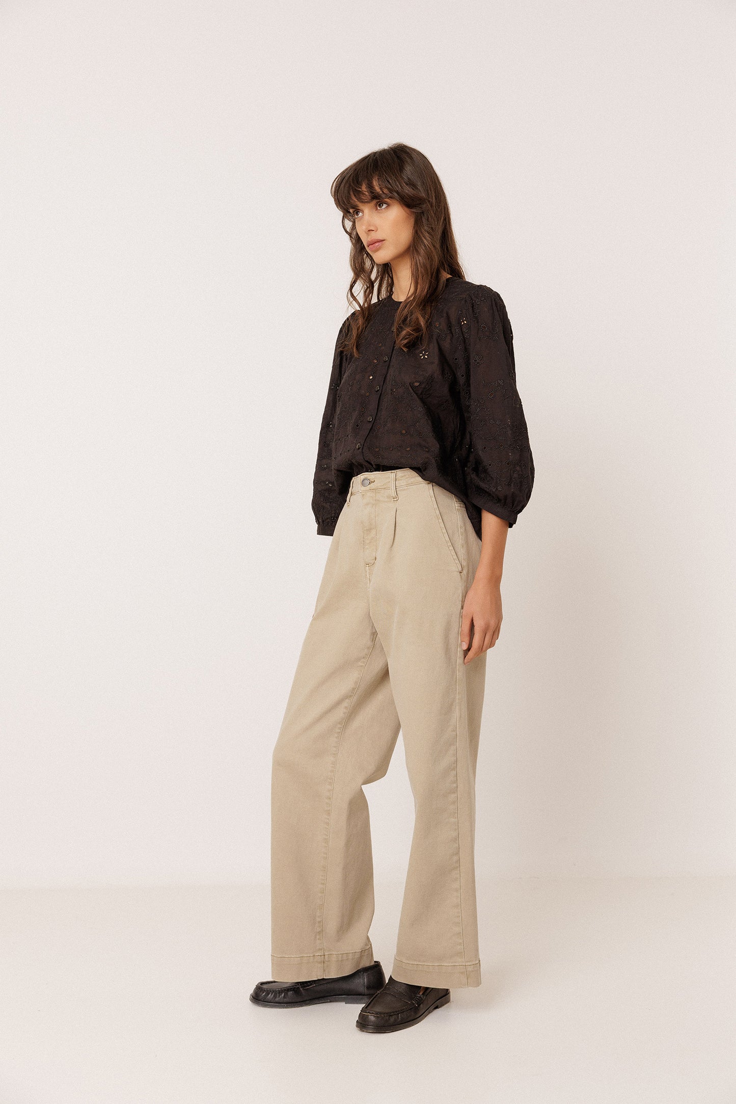 BOXY EMBROIDERED SHIRT
