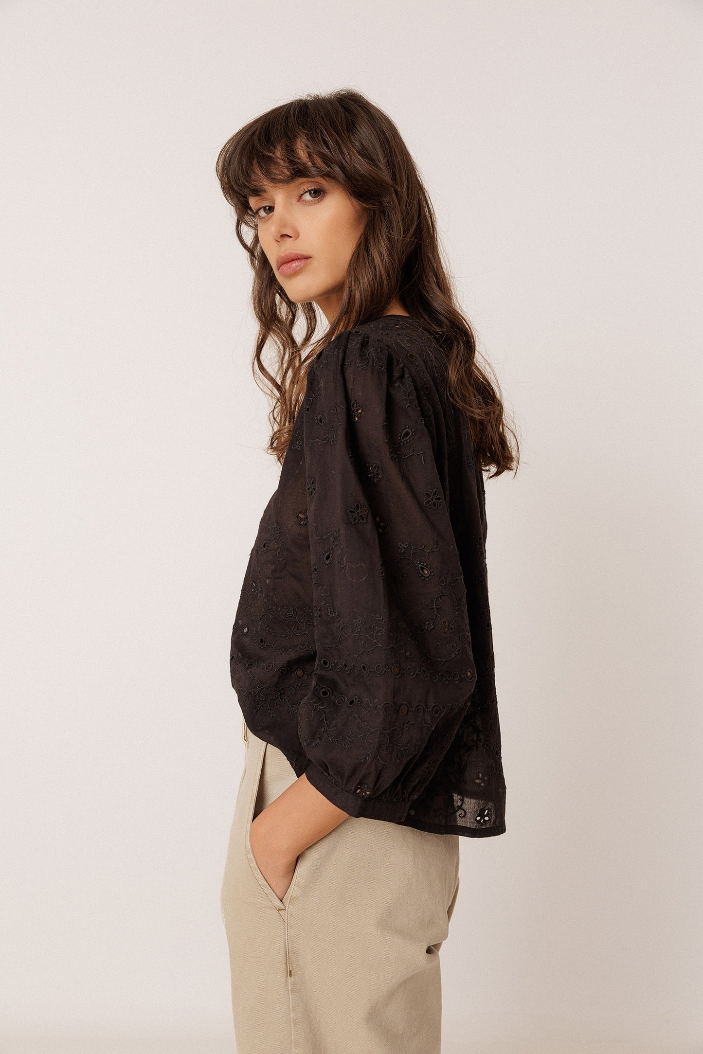 BOXY EMBROIDERED SHIRT