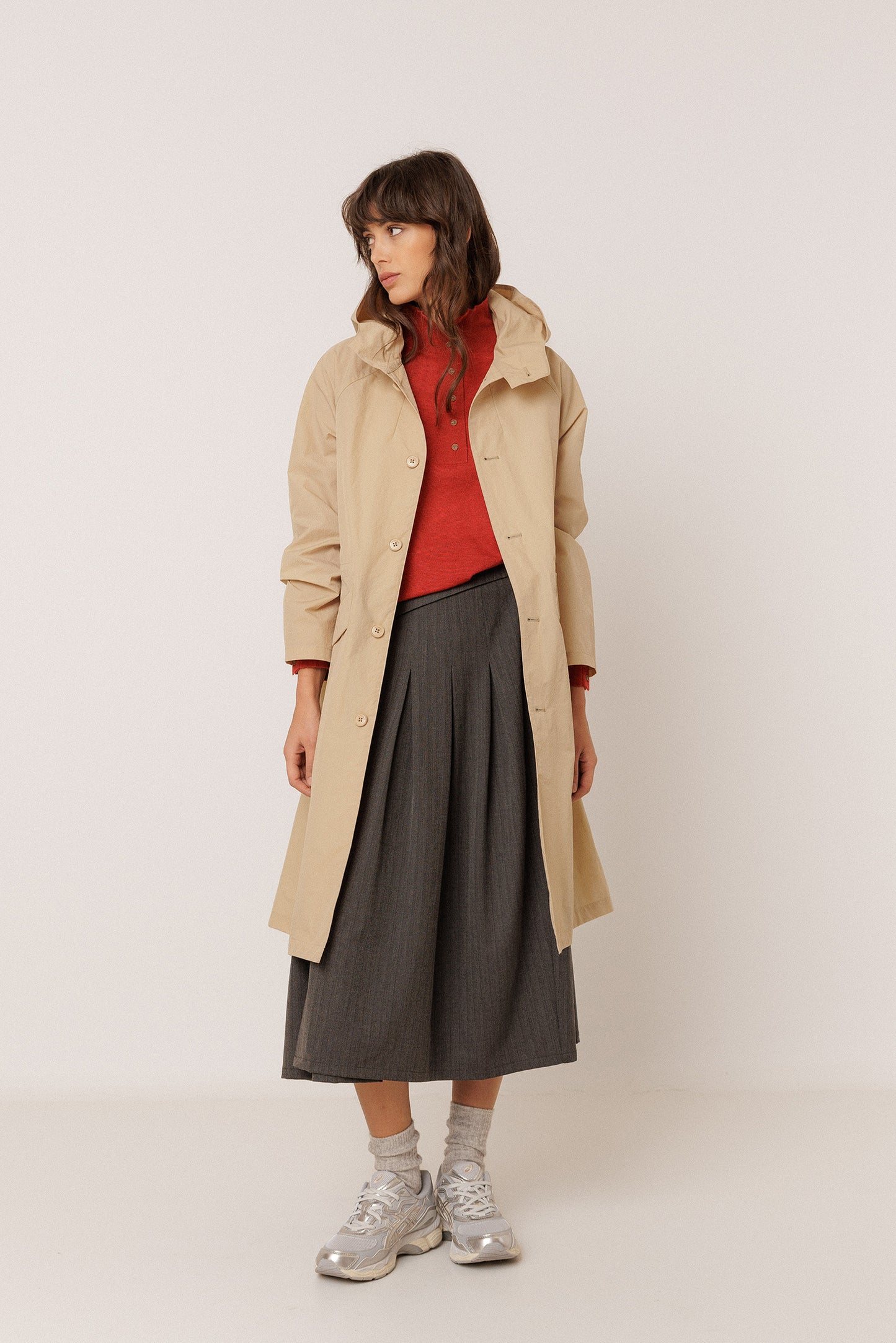 CASUAL TRENCH COAT IN TECHNICAL FABRIC