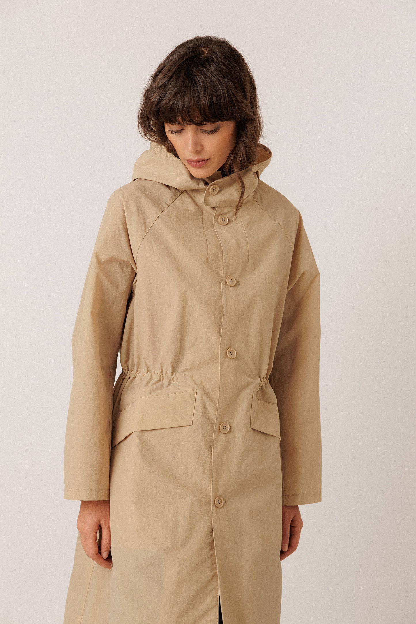CASUAL TRENCH COAT IN TECHNICAL FABRIC