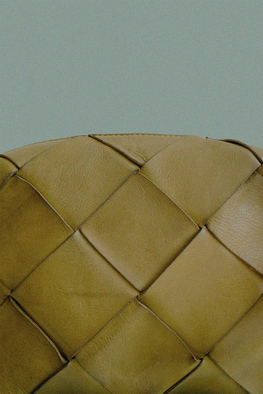 LEATHER BOX CROSSBODY BAG 2