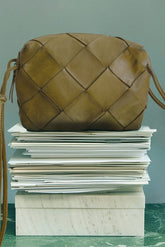 CROSSBODY BOX LEATHER BAG