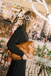 MAXI WOVEN LEATHER BAG