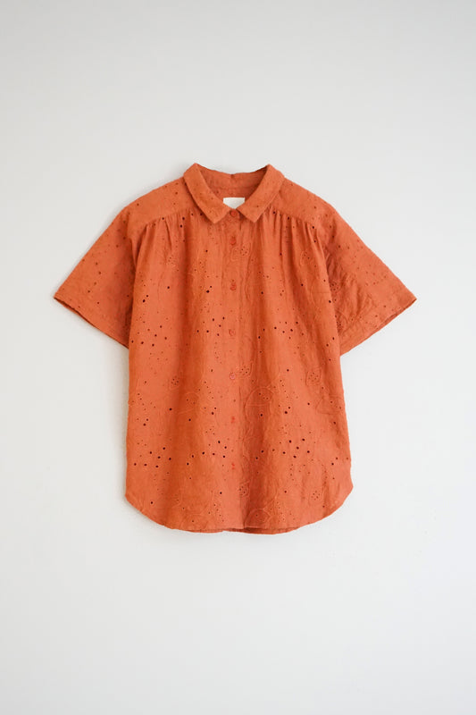ROUNDED EMBROIDERED SHIRT