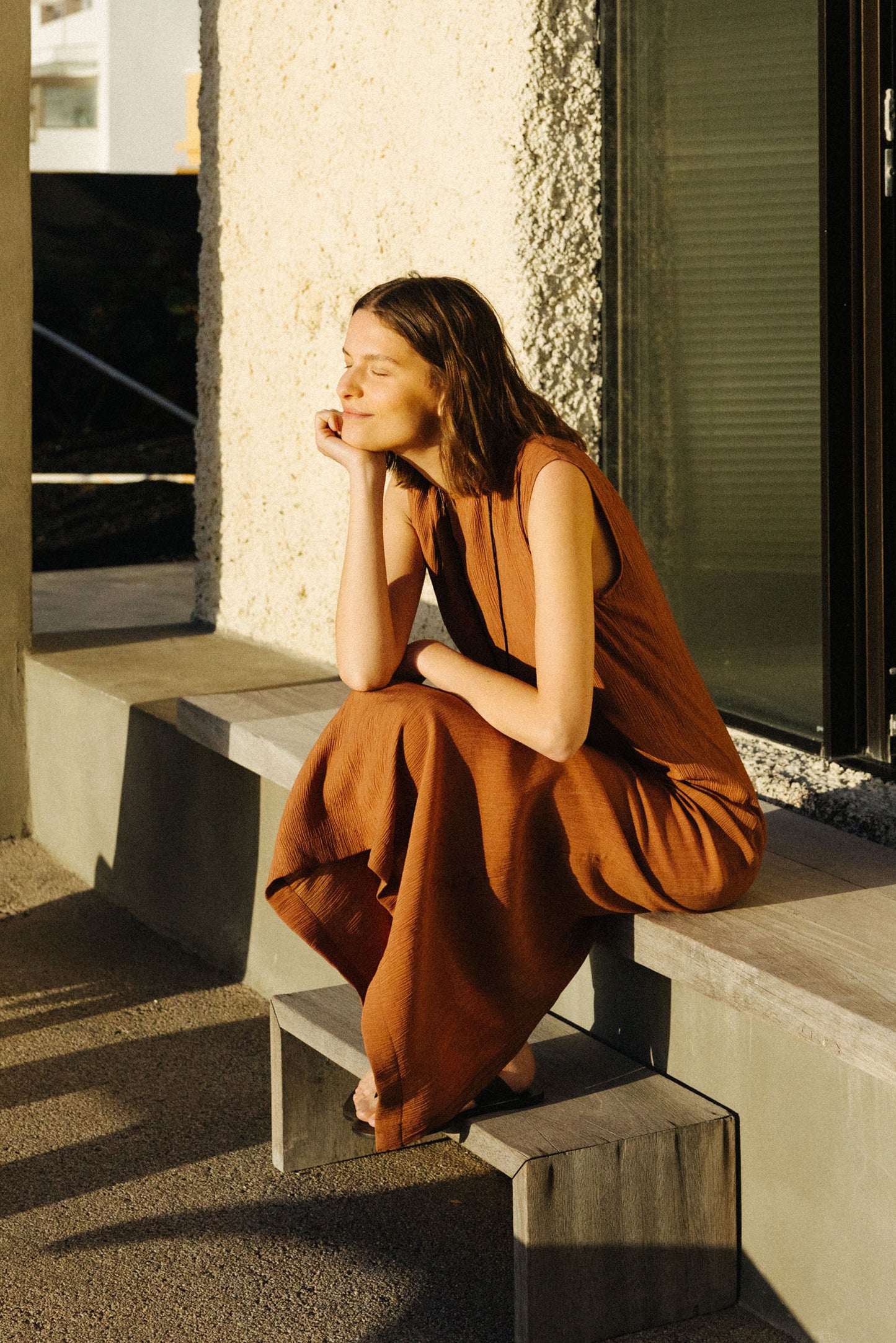 [CL] FITTED TEXTURED DRESS