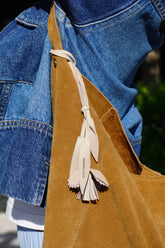 CAMELLIA LEATHER CHARM