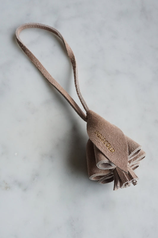 BELL SUEDE CHARM
