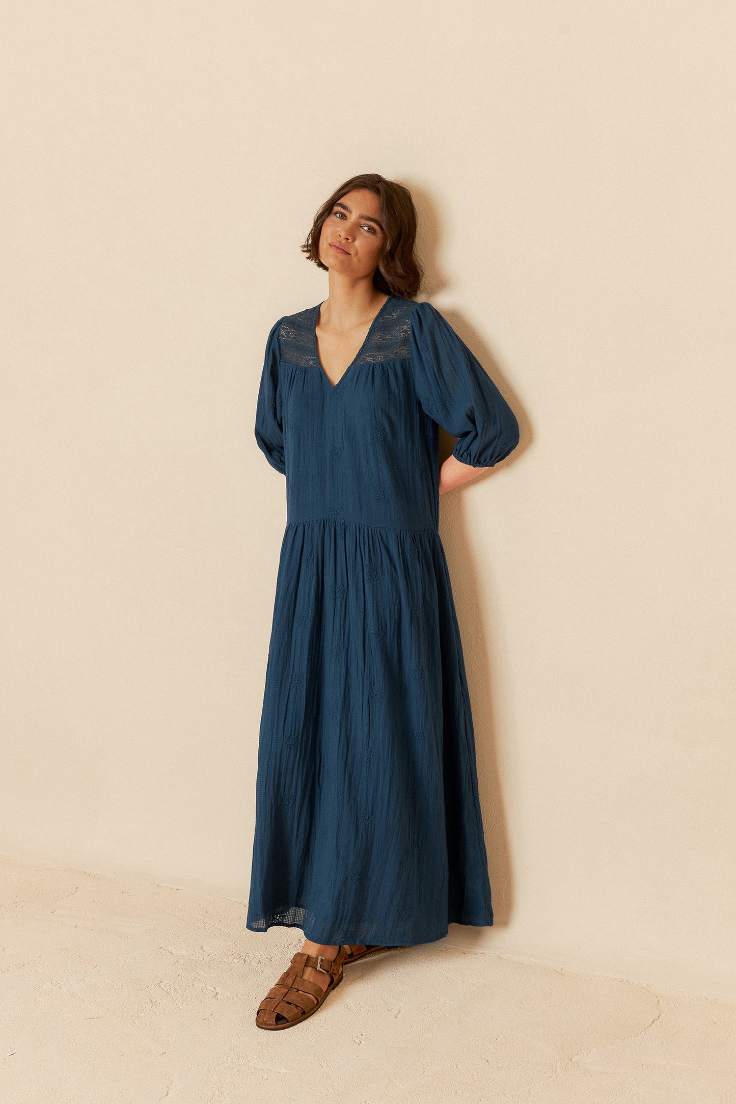 BALLOON SLEEVE DRESS