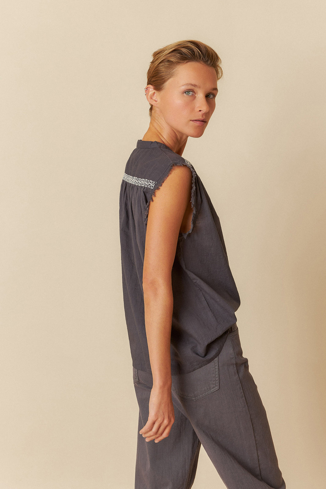 Indi & Cold Striped Ribbed Halter Tee in Carbon