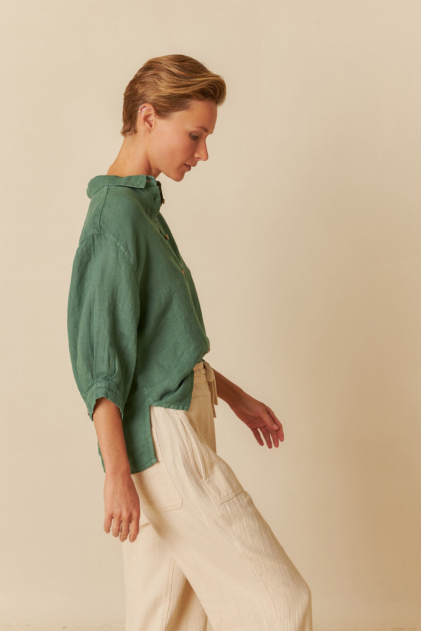 LINEN BOX-CUT SHIRT