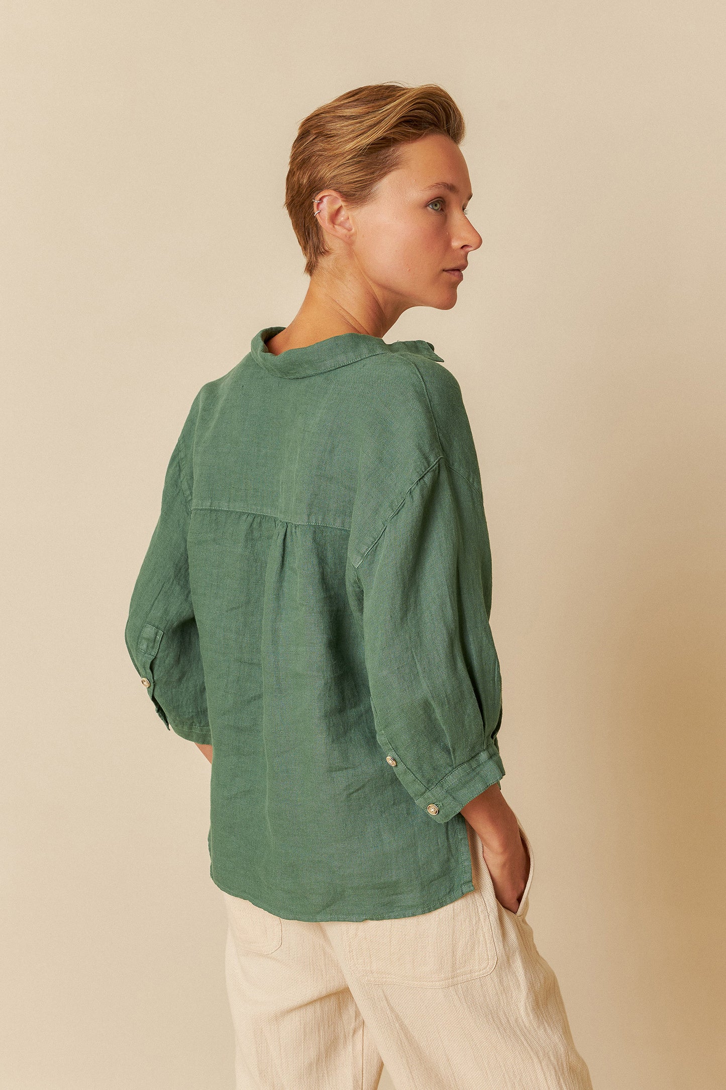 LINEN BOX-CUT SHIRT