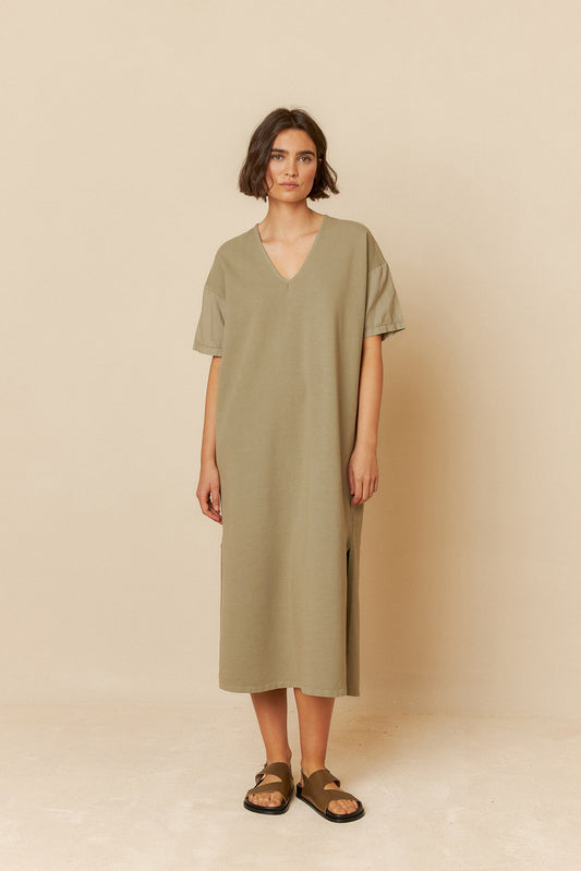 FLEECE DRESS WITH SLITS