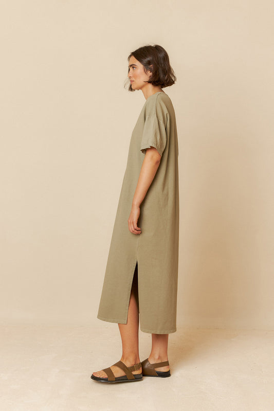 FLEECE DRESS WITH SLITS