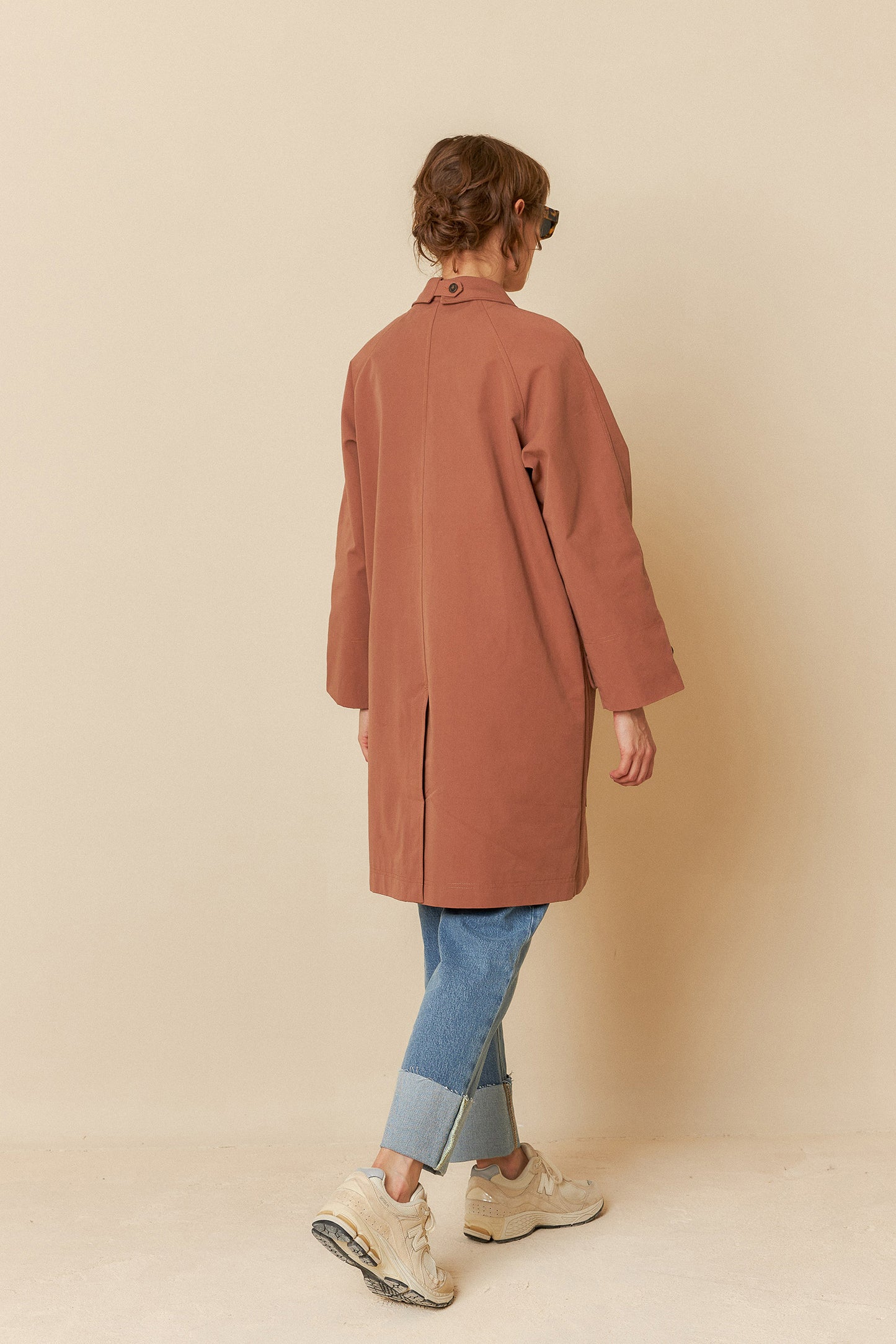 CLASSIC CUT TRENCH COAT