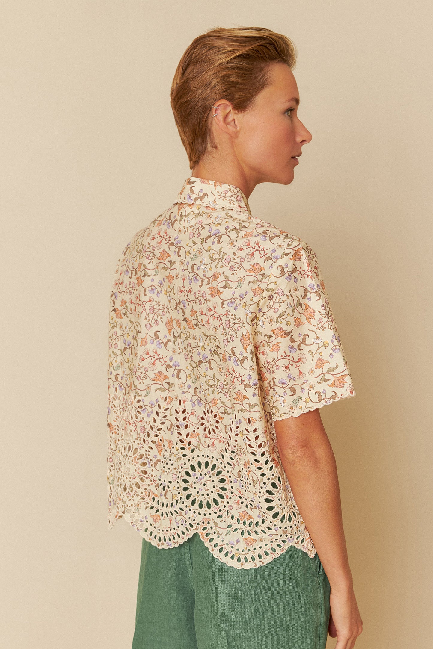 [CL] PRINTED POPLIN EMBROIDERED SHIRT