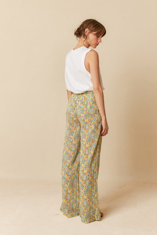 PLEATED WIDE LEG PANTS