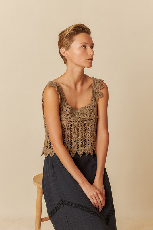 CROCHET CROP TOP