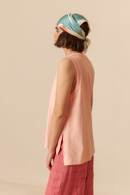 SILK SCARF WITH A FLOWER MOTIF