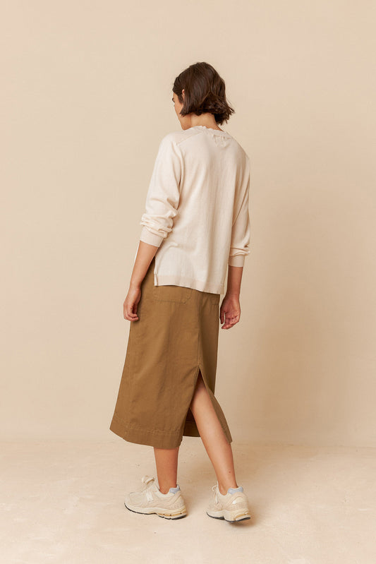 RAGLAN SLEEVE KNIT SWEATER