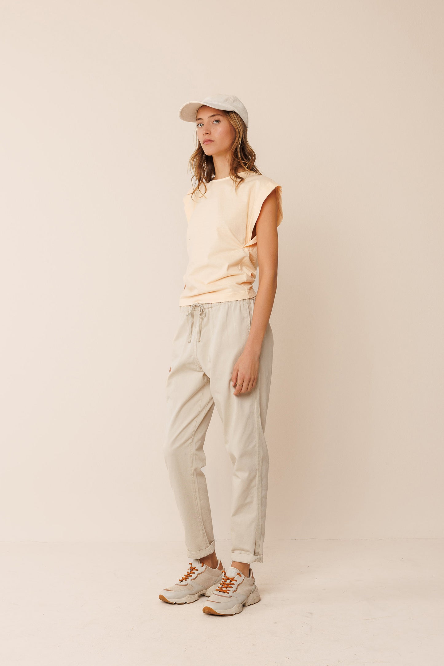 CLASSIC JOGGER PANTS