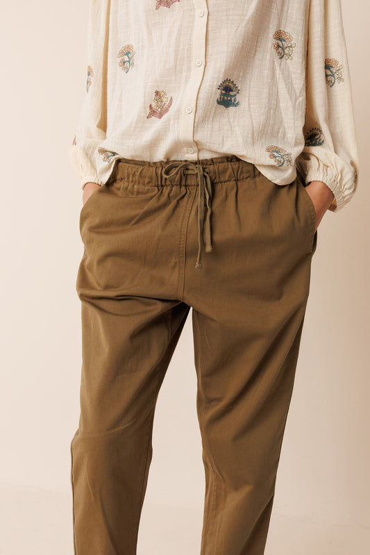 CLASSIC JOGGER PANTS