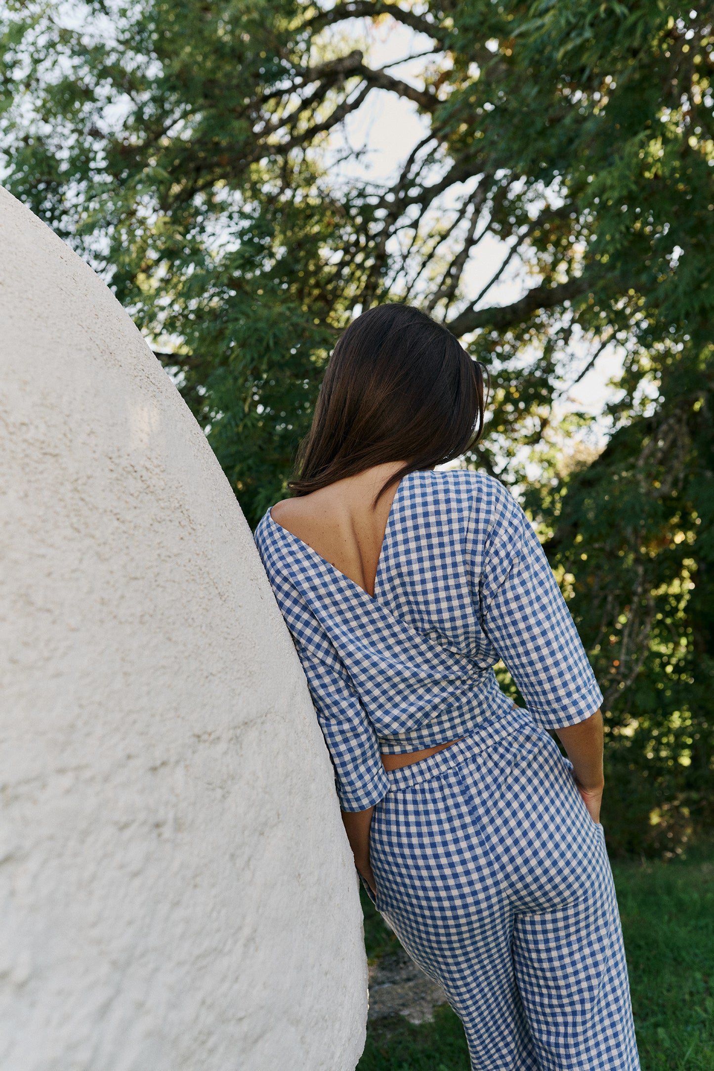 MULTIPOSITION-TIE CROP SHIRT