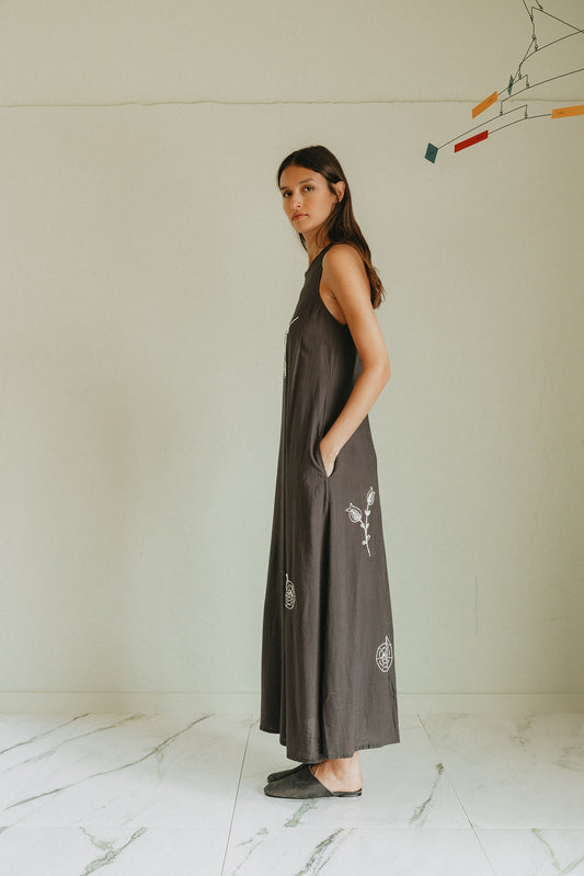NATURAL EMBROIDERED DRESS 4